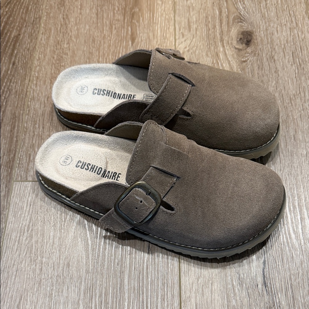 Cushionaire Clogs